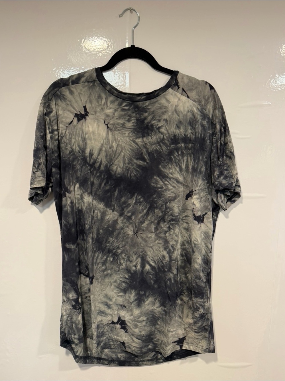 Balance Athletica Gray Tie-Dye Short Sleeve Shirt
